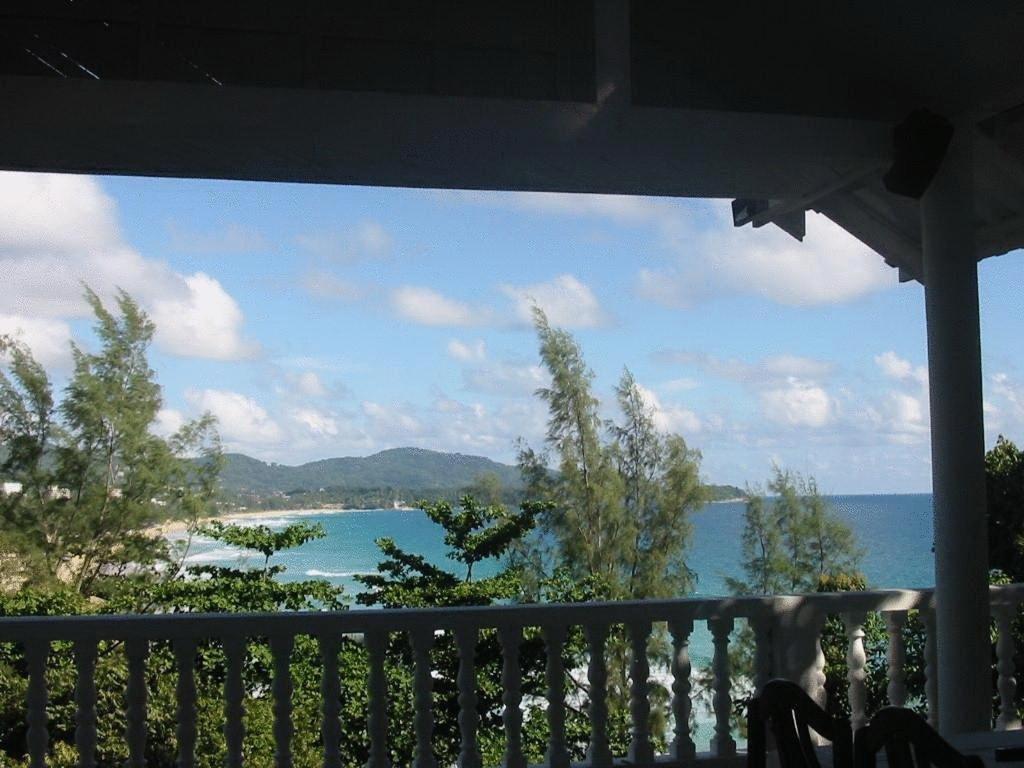 Karon Cliff Contemporary Boutique Bungalows Hotel Exterior foto