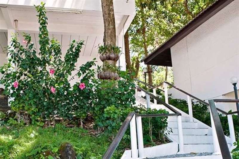 Karon Cliff Contemporary Boutique Bungalows Hotel Exterior foto